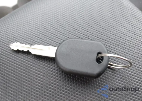 2011 Ford Escape Xlt from USA, damaged, VIN 1FMCU0D78BKB21063